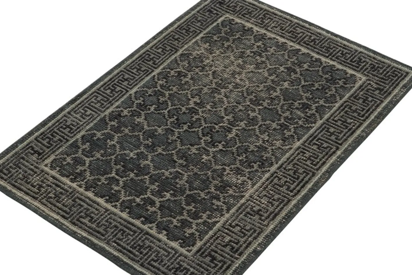 Abgenutzter Teppich im Khotan Stil mit Gittermuster in Blau & Grau von Rug&Kilim