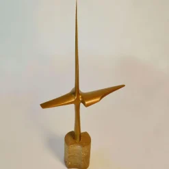Abstrakte Aerodynamische Bronzeskulptur, Niederländisch, 1977
