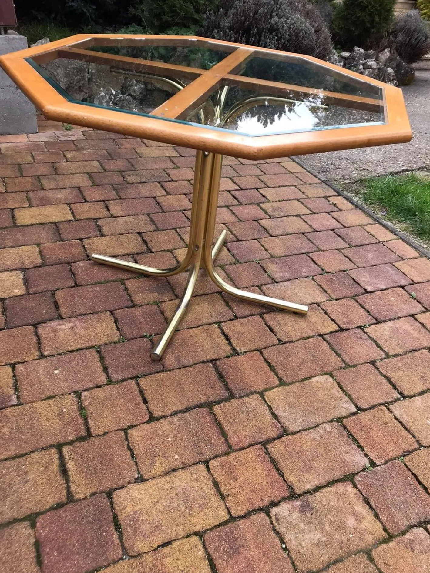 Achteckiger Esstisch aus Messing & Glas