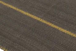 Akzent Kelim mit grau-beigen Strukturstreifen von Rug&Kilim