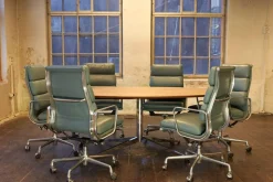 Aluminium Group Soft Pad Chair Modell EA437 von Eames