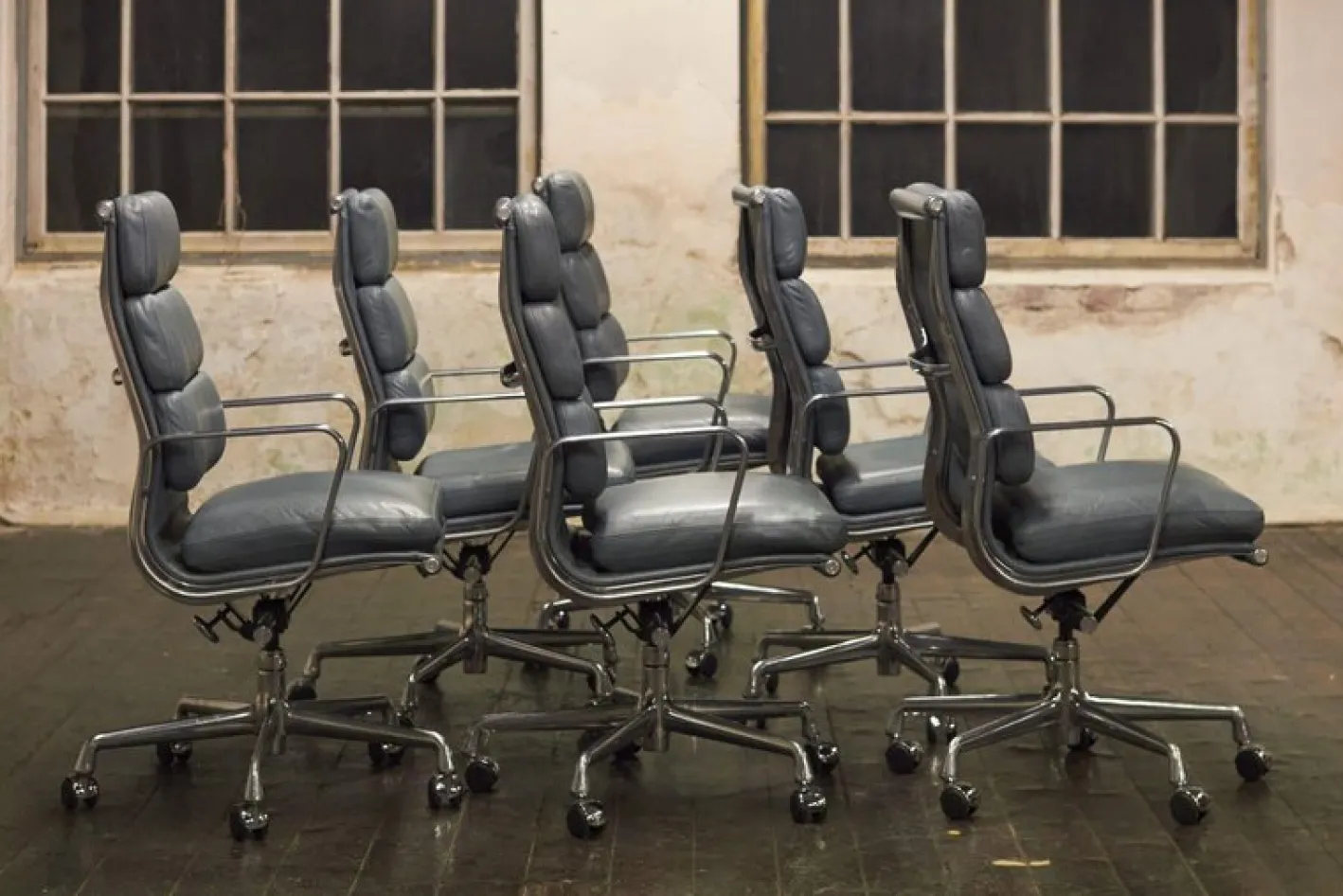 Aluminium Group Soft Pad Chair Modell EA437 von Eames