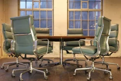 Aluminium Group Soft Pad Chair Modell EA437 von Eames