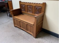 Antike bretonische Bank mit Schuhschrank, 1950