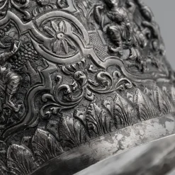 Antike burmesische Betel Box aus Silber auf Ständer, Rangeun, 1890