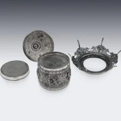 Antike burmesische Betel Box aus Silber auf Ständer, Rangeun, 1890