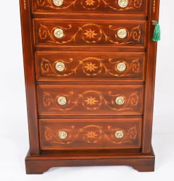 Antike edwardianische Wellington Kommode von J Shoolbred, 1900