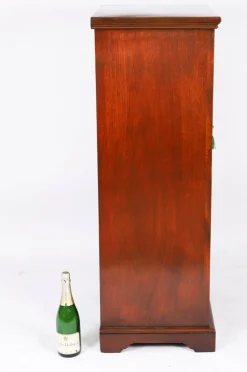 Antike edwardianische Wellington Kommode von J Shoolbred, 1900