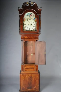 Antike englische Standuhr aus Mahagoni, 18. Jh.