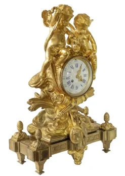Antike französische Kaminuhr aus vergoldeter Bronze, 19. Jh
