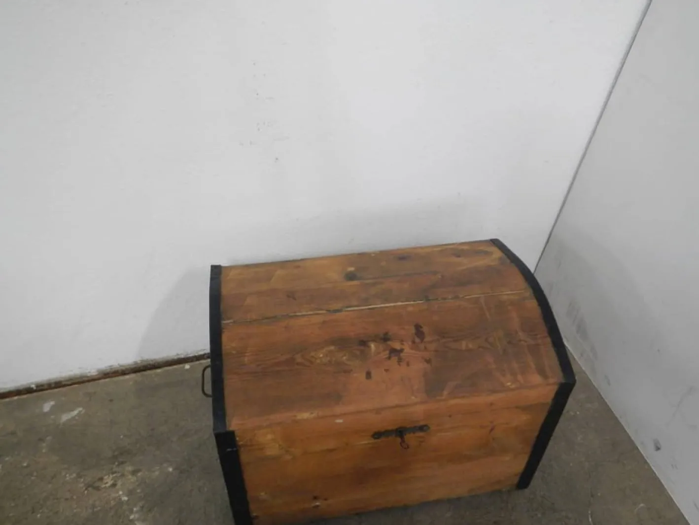 Antike Holztruhe