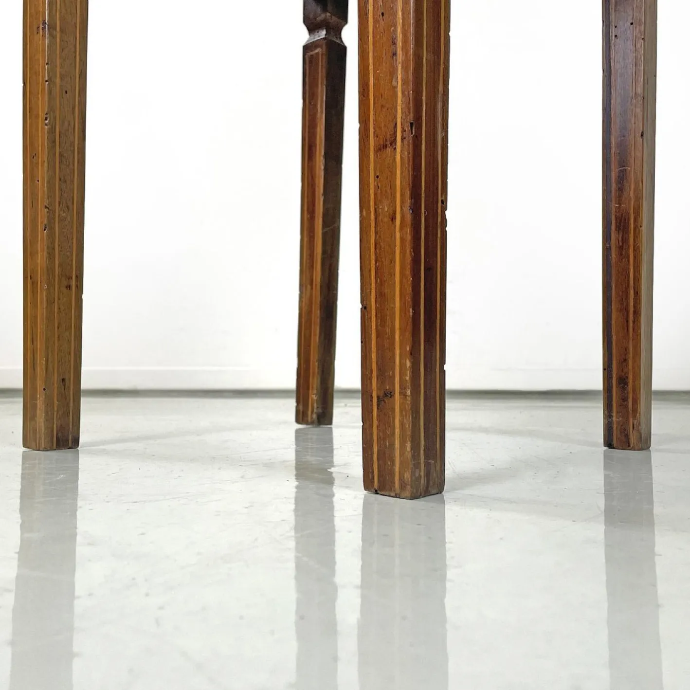Antike italienische Nachttische aus Holz mit floralen Intarsien, 1750er, 2er Set