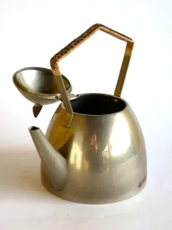 Antike Jugendstil Teekanne aus Metall von WMF