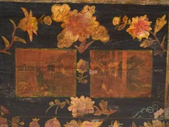 Antike lackierte Truhe aus Kiefernholz, China, 1900