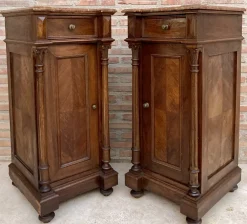 Antike Louis XVI Nachttische mit roter Marmorplatte, 1890er, 2er Set