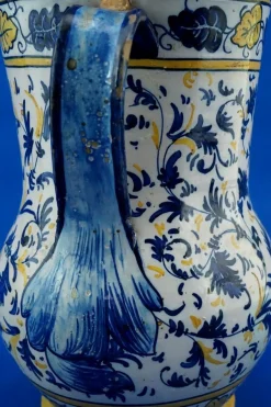 Antike Majolikierte Keramik Krug Vase aus der Renaissance von Montelupo Fiorentino
