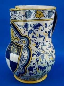 Antike Majolikierte Keramik Krug Vase aus der Renaissance von Montelupo Fiorentino