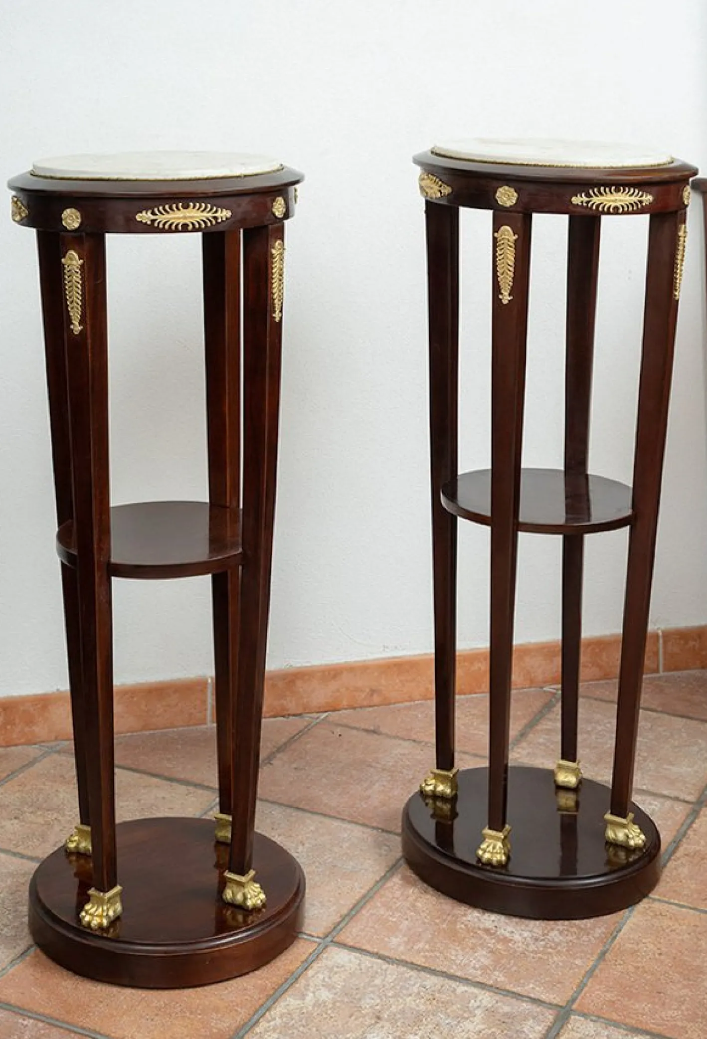 Antike Napoleon III Sockel aus Mahagoni mit Marmorplatten, Frankreich, 19. Jh., 2er Set