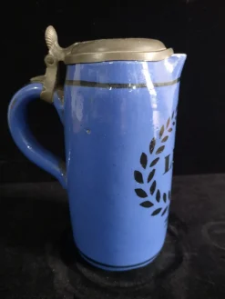 Antiker Bierkrug aus Fayence & Keramik mit Zinndeckel, Brüssel, Belgien, 1820er