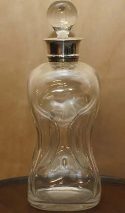 Antiker Dekanter aus Sterlingsilber mit Kragen, 1903