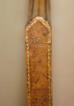 Antiker edwardianischer Feuerschutz aus Leder mit Prägung und Kartendekoration, 1900