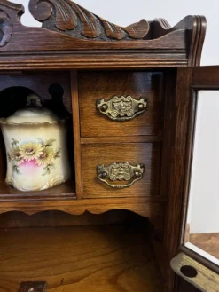 Antiker edwardianischer Rauchschrank aus geschnitzter Eiche, 1900