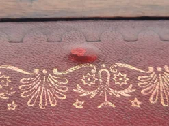 Antiker edwardianischer Schreibtisch mit Knielöchern und roter Lederplatte, 1910er