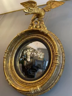 Antiker englischer Regency Konvexspiegel mit vergoldetem Rahmen, 1810