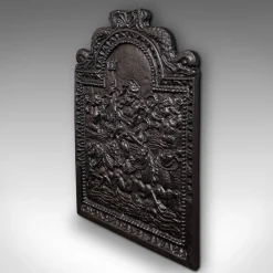 Antiker englischer Relief Kamin aus Gusseisen, 1900