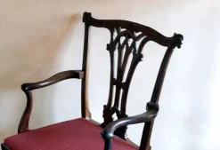 Antiker englischer Stuhl im Chippendale Stil
