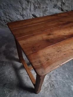 Antiker französischer Bauerntisch aus Kirschholz, 1750er