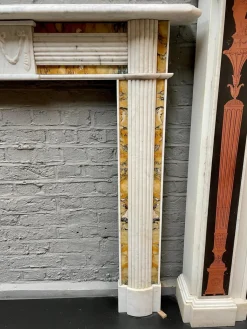 Antiker irischer Regency Kamin aus Marmor, 1830