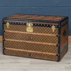 Antiker 20. Jh. Kurierkoffer aus Monogram Canvas von Louis Vuitton, Frankreich, 1910er