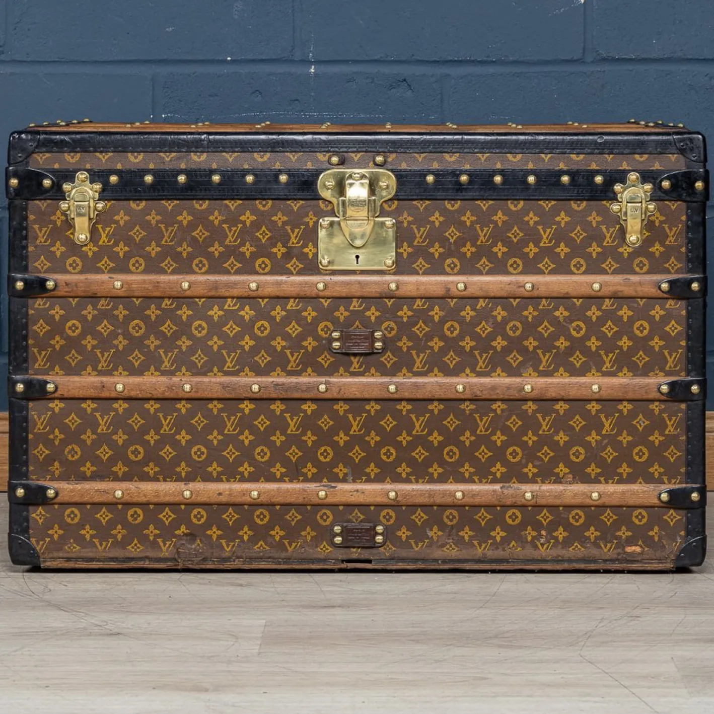 Antiker 20. Jh. Kurierkoffer aus Monogram Canvas von Louis Vuitton, Frankreich, 1910er