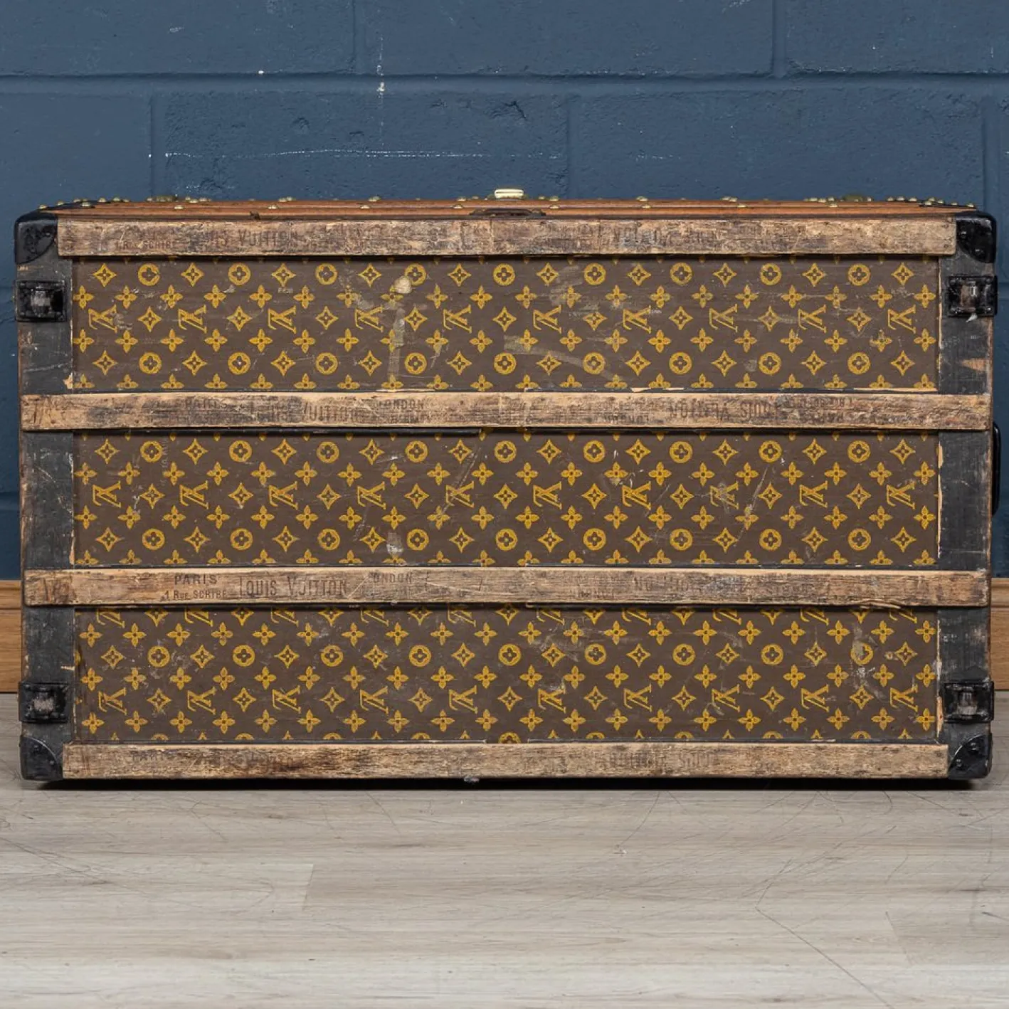 Antiker 20. Jh. Kurierkoffer aus Monogram Canvas von Louis Vuitton, Frankreich, 1910er