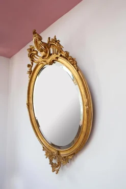 Antiker ovaler französischer Louis XV Spiegel mit vergoldetem Rahmen, 1913