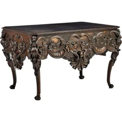 Antiker portugiesischer Tisch, 1800er