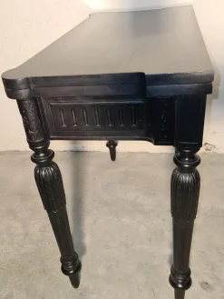 Antiker schwarzer Jugendstil Spieltisch