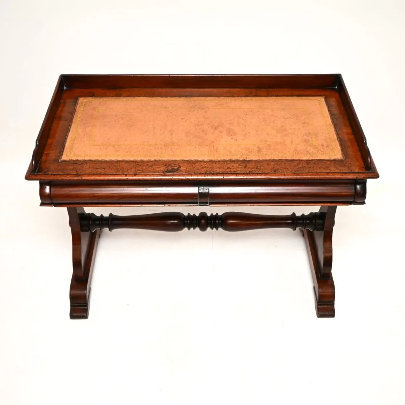 Antiker William IV Schreibtisch mit Lederplatte, 1830
