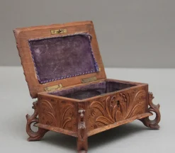 Antike Schatulle aus Schwarzwälder Nussholz, 1880