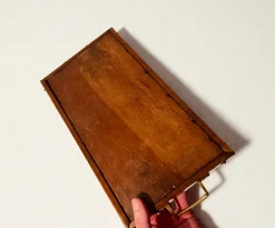 Antikes edwardianisches Serviertablett aus handgeschnitztem Holz mit Messinggriffen, England, 1890er