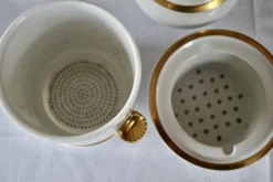Antikes französisches Kaffee Teeservice aus Porzellan, 1865, 13 . Set