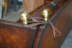Antikes handgefärbtes braunes 4-Sitzer Ledersofa von Knoll