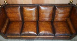 Antikes handgefärbtes braunes 4-Sitzer Ledersofa von Knoll