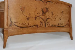 Antikes Jugendstil Bett mit Intarsien, 1890er