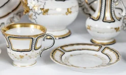 Antikes Porzellan Teeservice für 11 Personen von Carl Tielsch, 37er Set