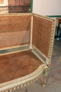 Antikes Sofa aus Rohrgeflecht