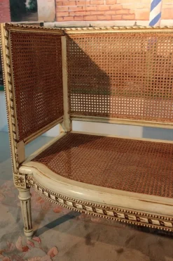 Antikes Sofa aus Rohrgeflecht