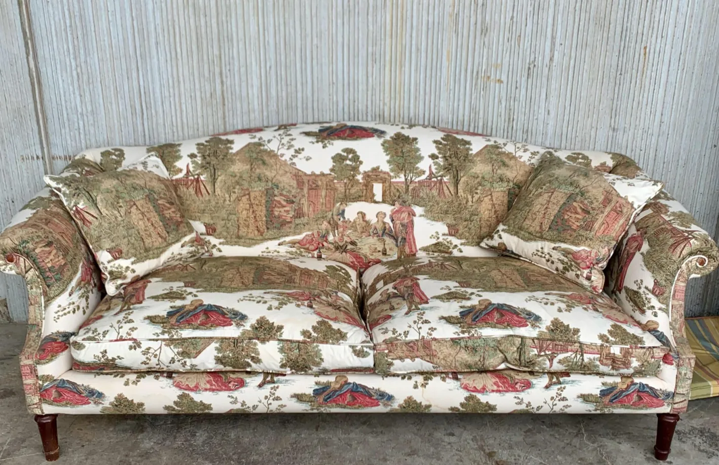 Antikes Sofa im Stil von Howard and Sons, 19. Jh.