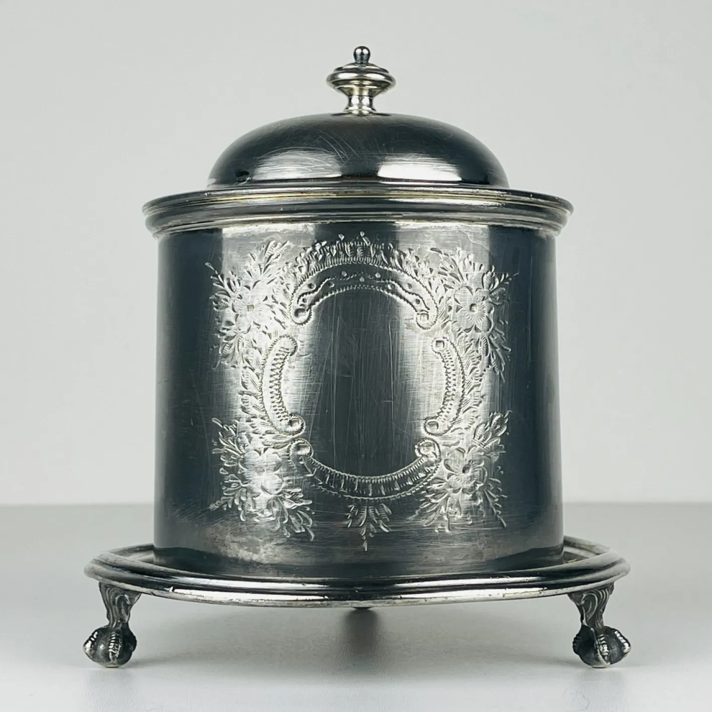 Antike versilberte Keksdose von James Deakin & Sons, 1890er